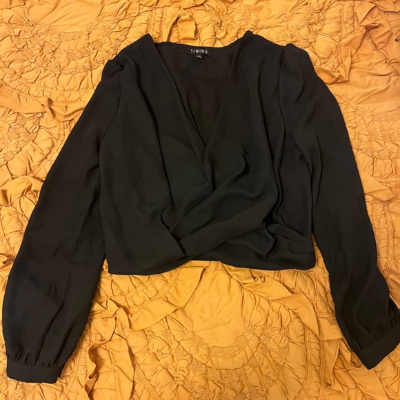 Black Long Sleeve Surplice Blouse - Picture 5 of 6